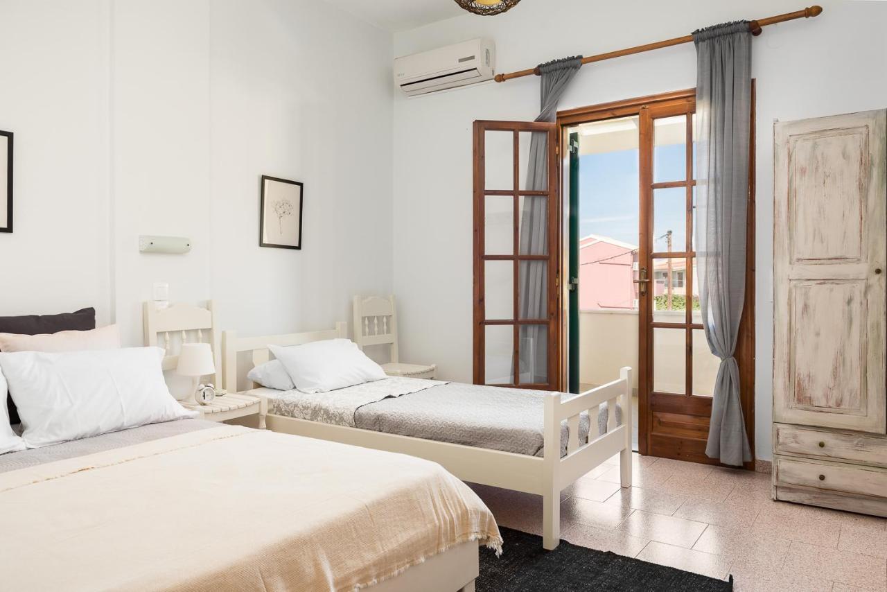 Marias Seaside Hotel apartamentowy Acharavi (Corfu)