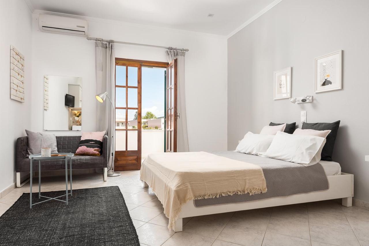 Marias Seaside Hotel apartamentowy Acharavi (Corfu)