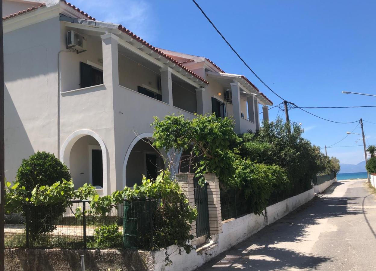 Marias Seaside Hotel apartamentowy Acharavi (Corfu)